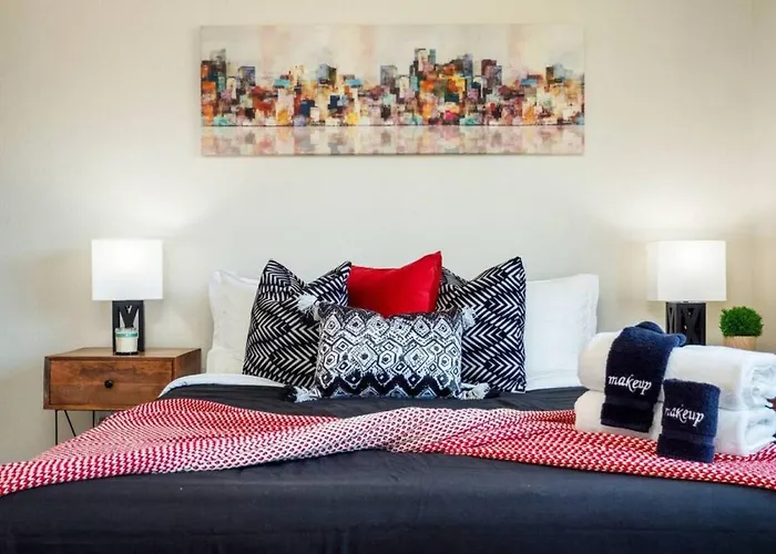 Cozy, Getaway! Prime Location, Sleeps 8 Сasa de vacaciones Tempe