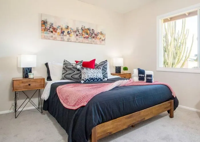Cozy, Getaway! Prime Location, Sleeps 8 Сasa de vacaciones